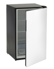 Bull 20-in 4.5 Cu. Ft Contemporary Compact Refrigerator