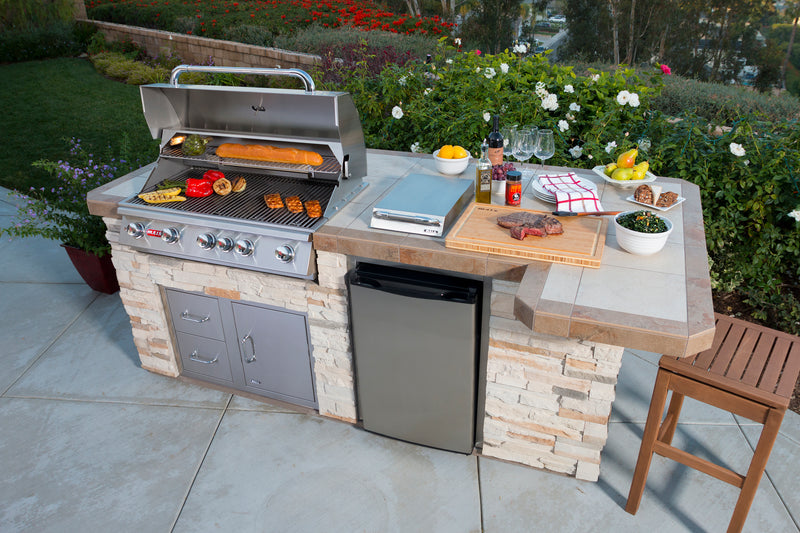 Bull Brahma 38-in 5-Burner Built-in Propane Gas Grill